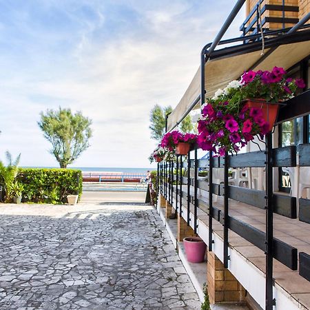 Piccolo Hotel Terracina Zewnętrze zdjęcie
