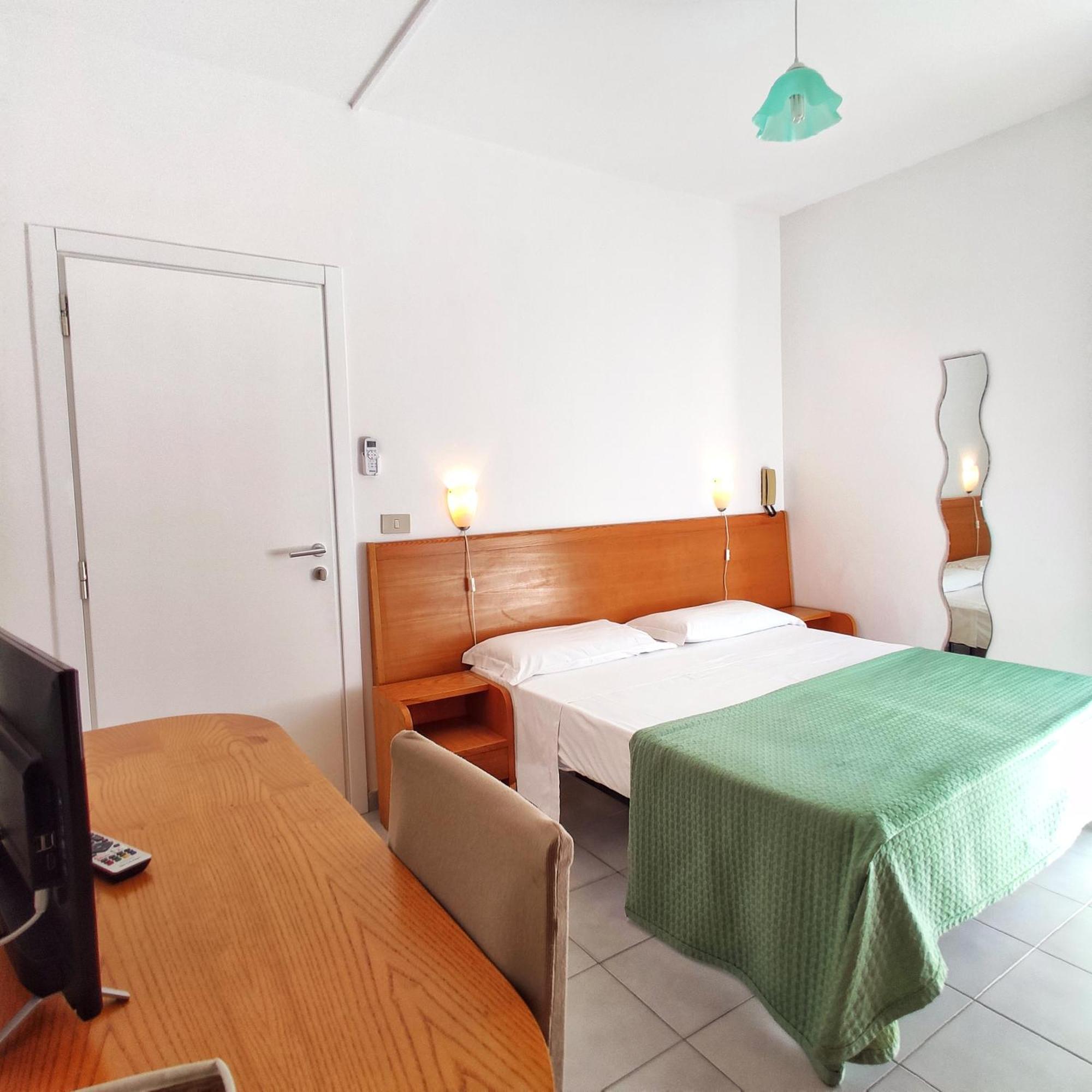 Piccolo Hotel Terracina Zewnętrze zdjęcie