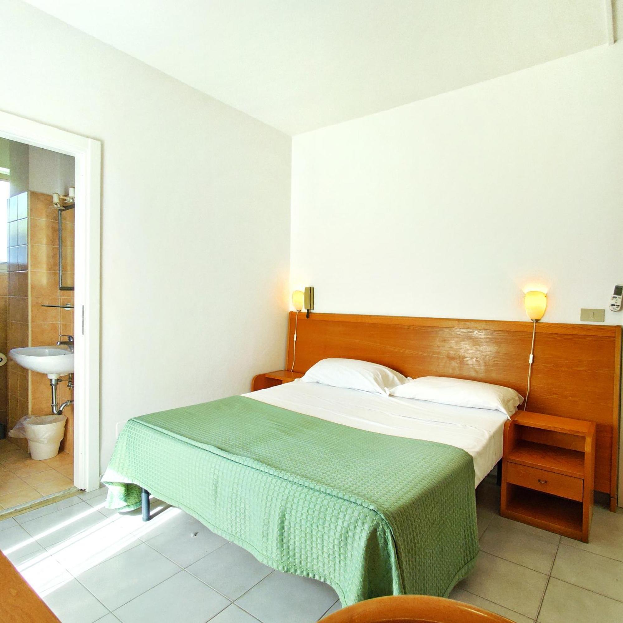 Piccolo Hotel Terracina Zewnętrze zdjęcie