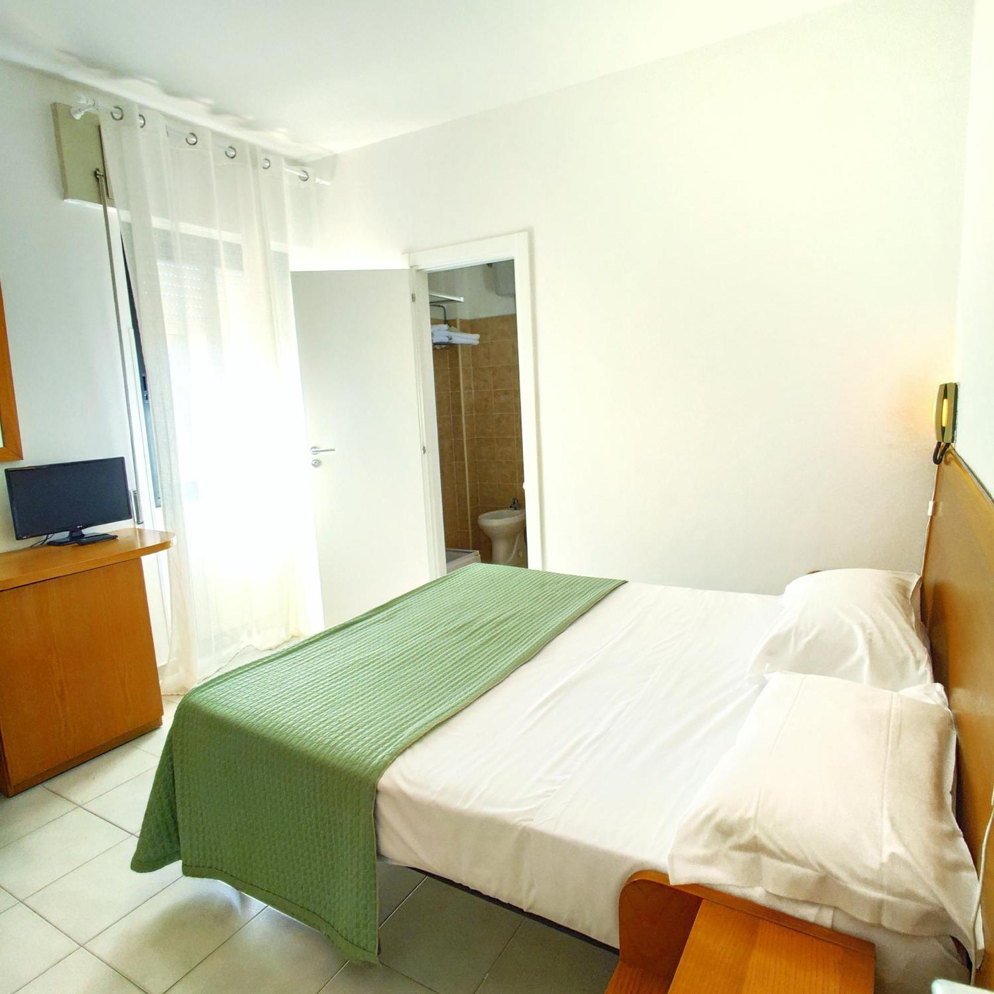 Piccolo Hotel Terracina Zewnętrze zdjęcie