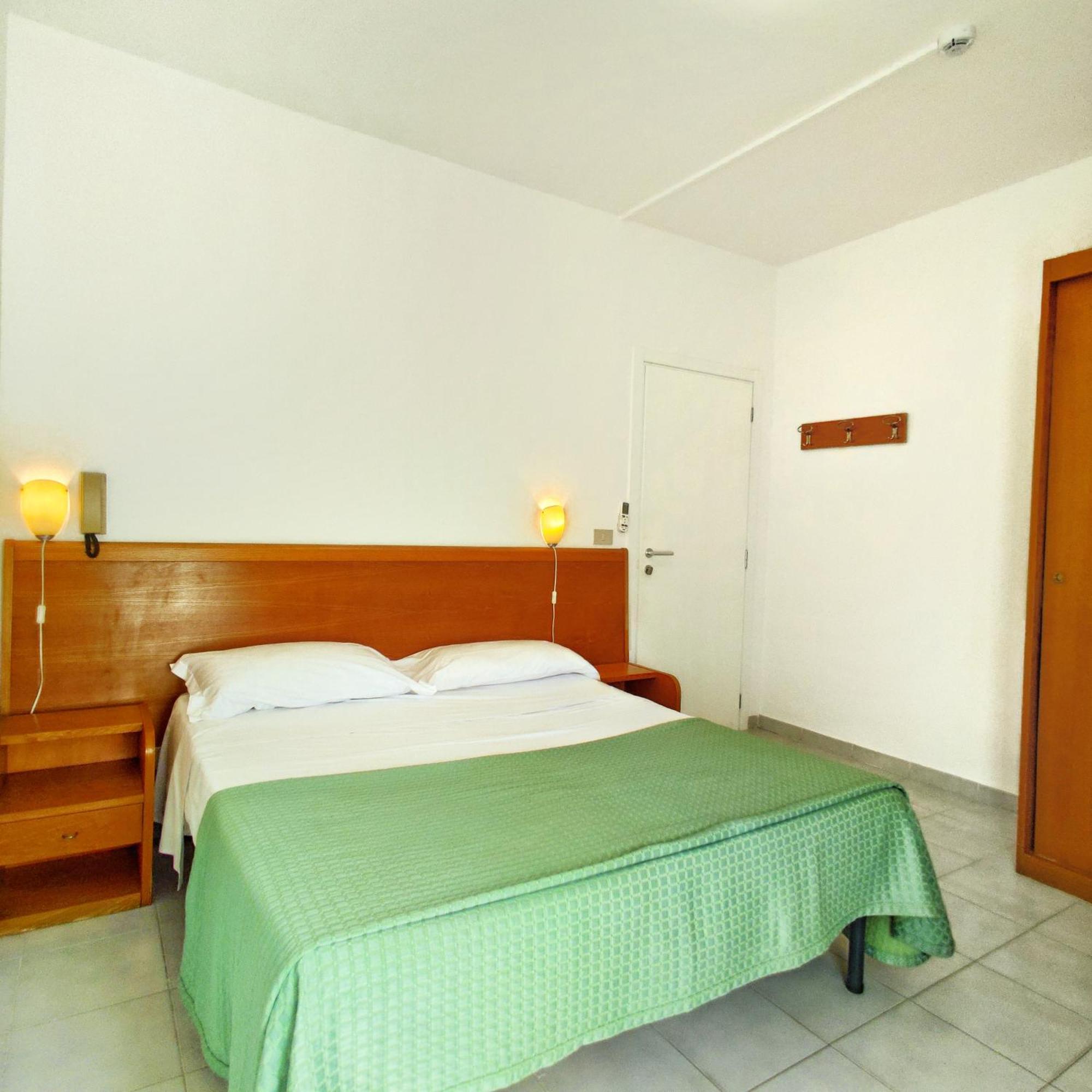 Piccolo Hotel Terracina Zewnętrze zdjęcie