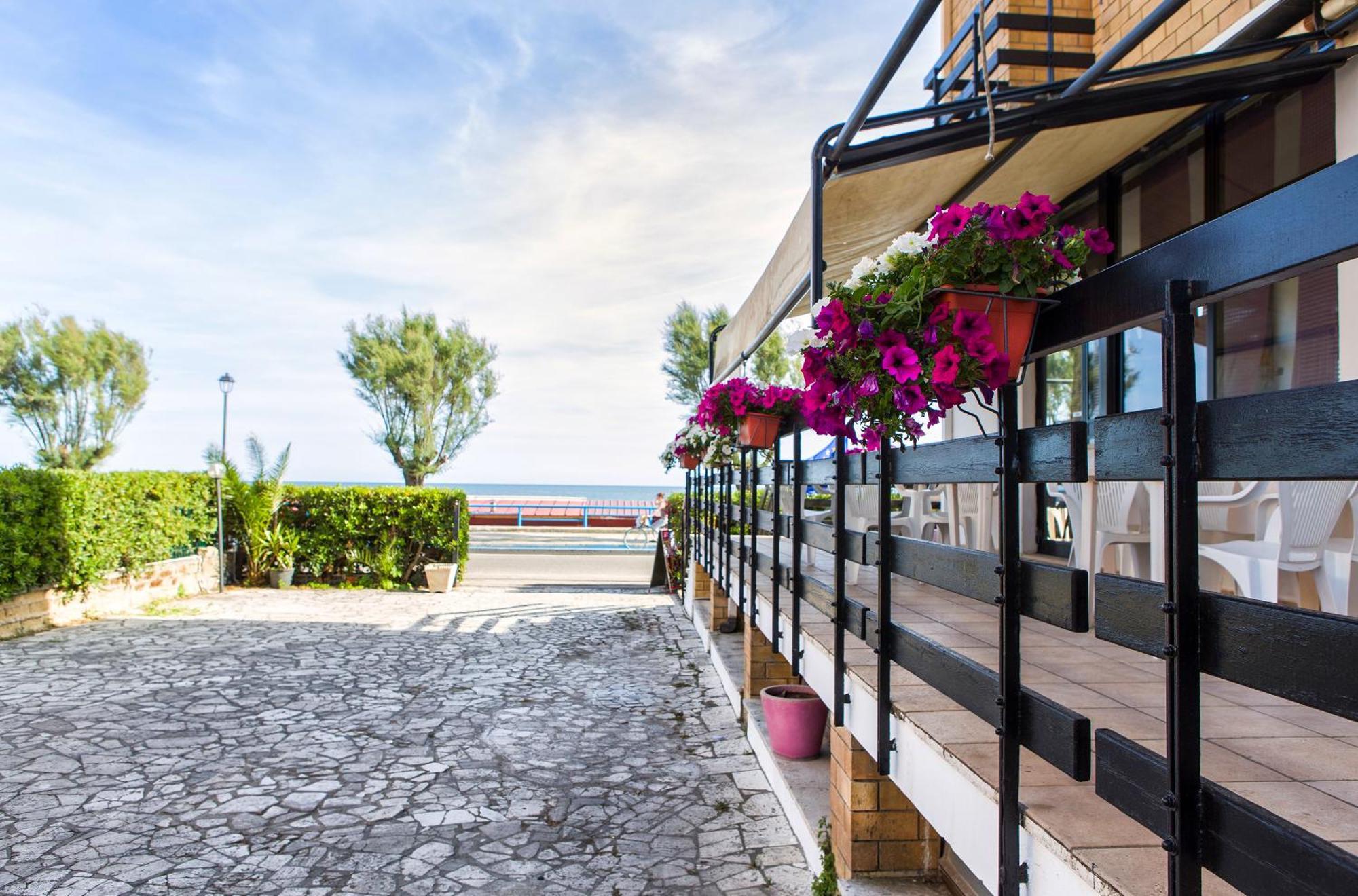 Piccolo Hotel Terracina Zewnętrze zdjęcie