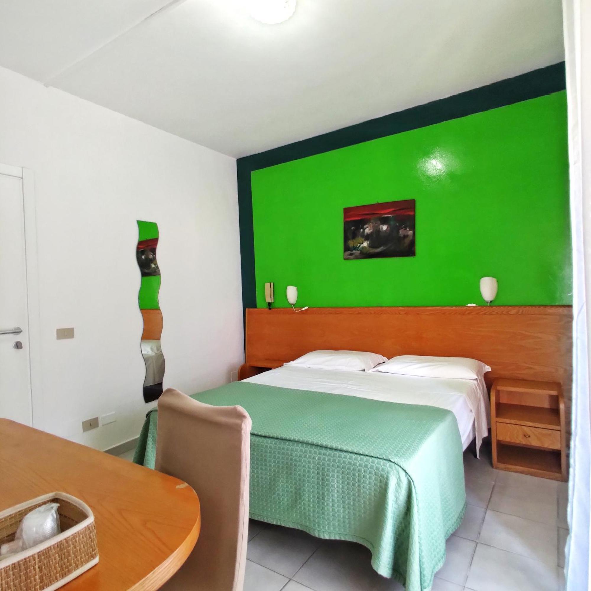 Piccolo Hotel Terracina Zewnętrze zdjęcie